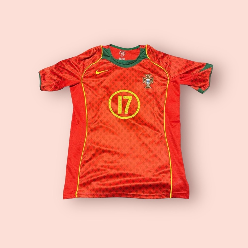 2004 Portugal home kit. Cristiano Ronaldo CR7 soccer football jersey.